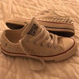 White Stud Converse All Stars women 5.5
